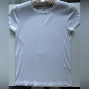 Aritzia Wilfred Classic White Ribbed T Shirt